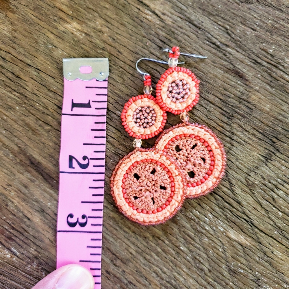 Reina Coralista Beaded Peruvian Earings - Picture 4 of 7